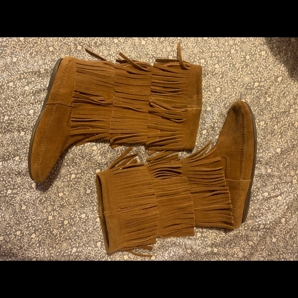 Minnetonka Moccasin Boots